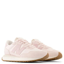 Cargar imagen en el visor de la galería, Calzado New Balance WS237UC
